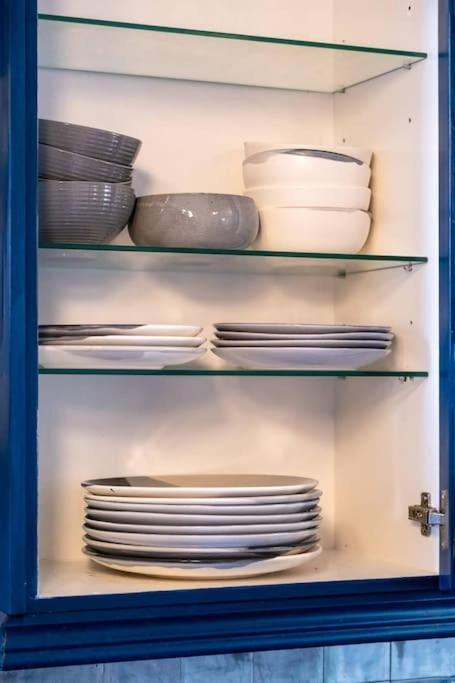 Gorgeous Victorian 3 Bed In Fulham, Putney - Open For Long And Families Relocating Appartamento *